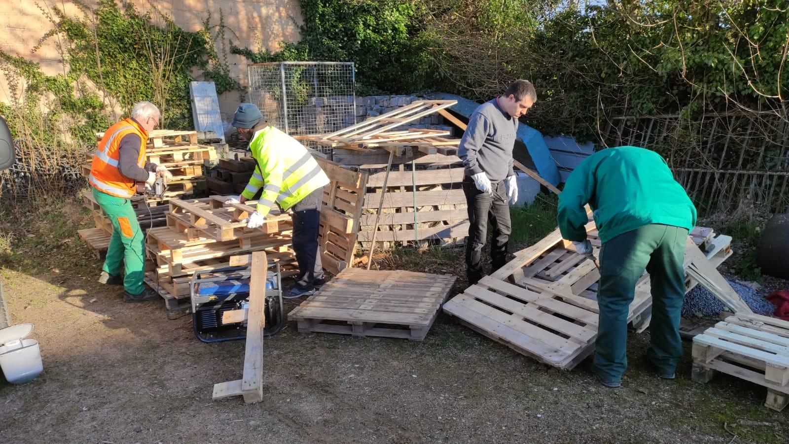 04e05a4e 14a7 41c7 b3d2 33e3774cde87